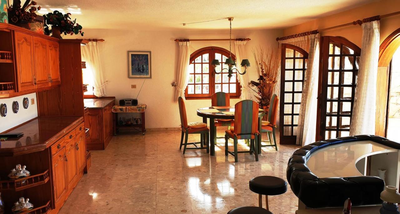 Villa Sunny House With Private Pool And Sea View Costa Adeje  Esterno foto